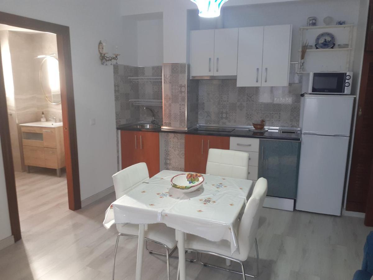Apartamentos Isabel Maro Bagian luar foto