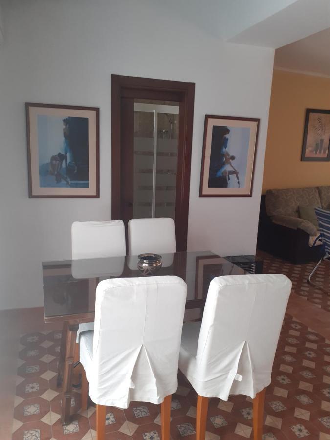 Apartamentos Isabel Maro Bagian luar foto